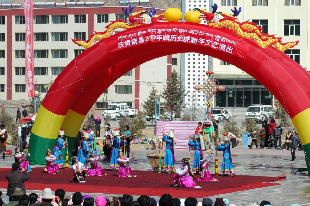 特色山地射箭比赛，乡土文化的运动展现