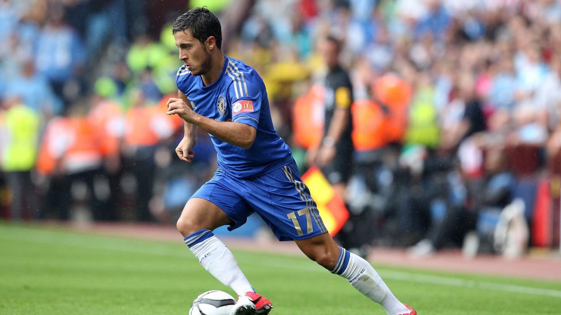 乐鱼体育(中国)官方网站-“青少年足球技能培训课程创新，趣味性强”，青少年足球培训内容