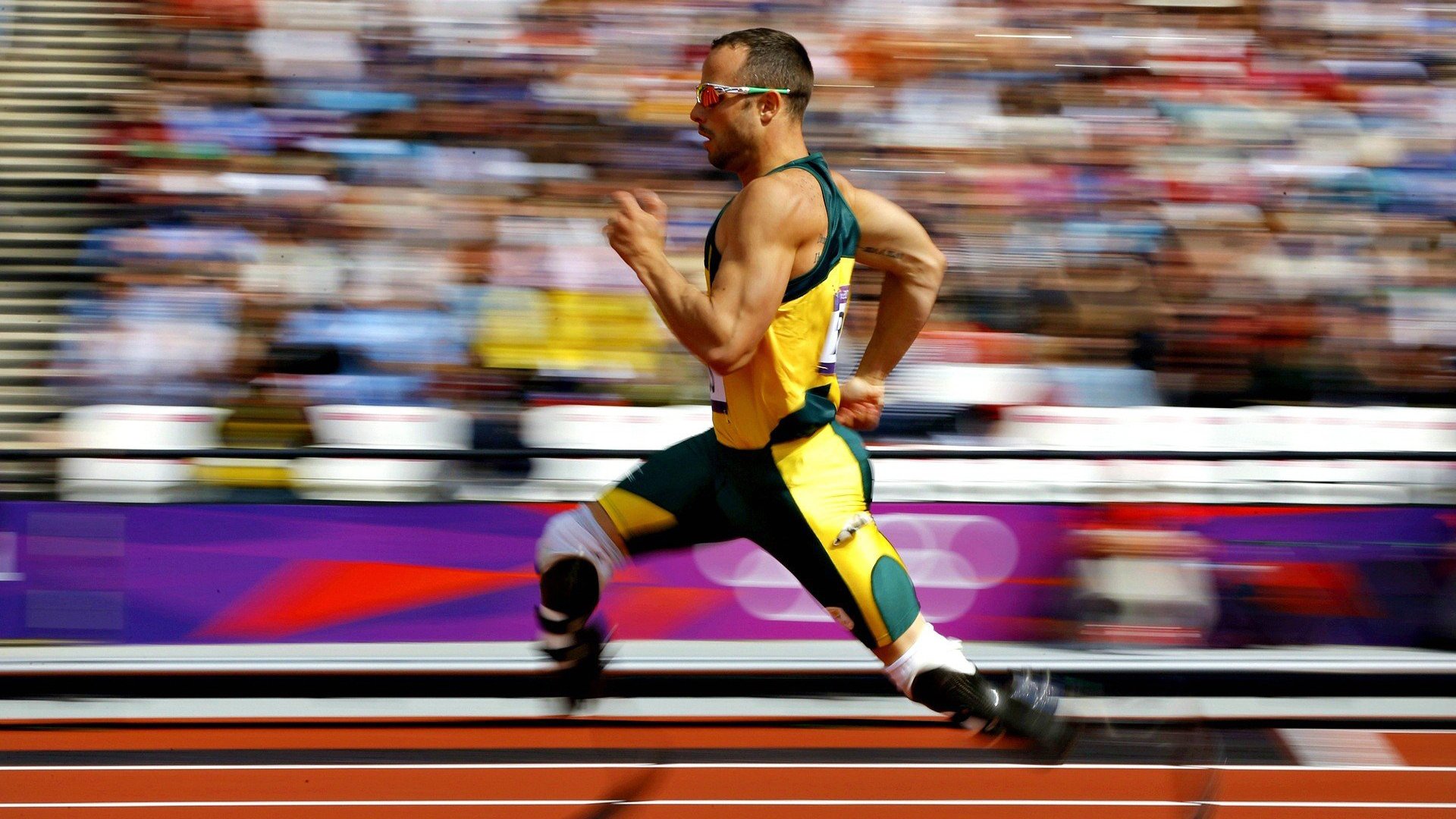 《读卖新闻》头版报道杭州亚运会开幕，关注日本代表团表现。，杭州亚运会新闻稿